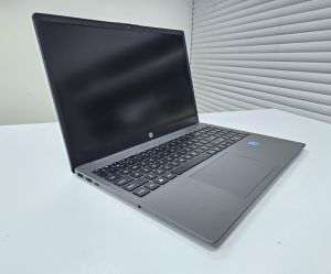 TechLogics - HP 15,6 i5-13/16GB/512GB/FHD/W11 Zwart